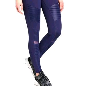 Alo Moto Yoga Leggings